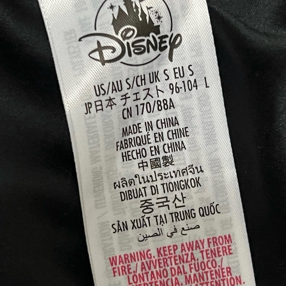 VHTF DISNEY FURRY FLEECE MICKEY BLACK AND WHITE SMALL S EUC - Picture 9 of 10